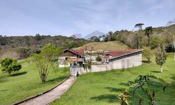 Imagem 2: Sítio à venda em Juquitiba / SP, excelente topografia, bem localizada apenas 4 km da rodov