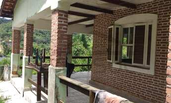 Imagem 4: Chácara à venda em Juquitiba/SP, com ótima localização à apenas 2.8 km do centro, imóvel t