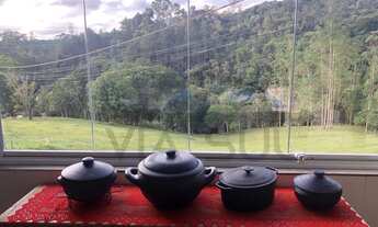 Imagem 6: 1.800 m²) Linda chácara à venda em São Lourenço da Serra, com casa com acabamento de prim