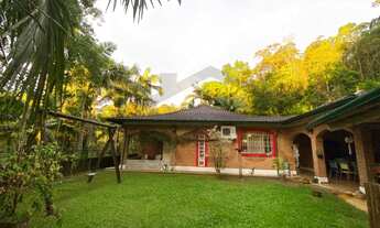 Imagem 7: Exuberante e magnifico sítio à venda em Juquitiba / SP