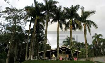 Imagem 2: Sítio com infraestrutura completa à venda em Juquitiba / SP