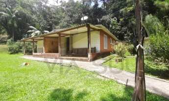 Imagem: Chácara com trilhas e mata nativa ideal