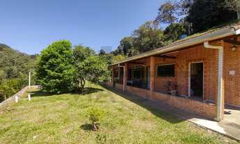 Imagem 2: Chácara à venda em Juquitiba/SP, com fácil acesso e boa localização