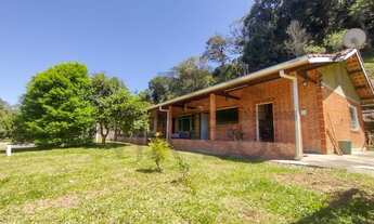 Imagem 1: Chácara à venda em Juquitiba/SP, com fácil acesso e boa localização