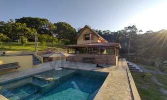 Imagem 2: Exuberante Sítio, rico em água com nascente própria, 02 LAGOS piscosos à venda em Juquitib