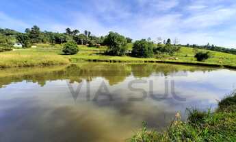 Imagem: Sítio com ótima topografia e grande área