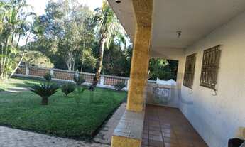 Imagem 5: 48.000 m²) Chácara à venda em Juquitiba/SP. Com piscina, lago e 03 casas