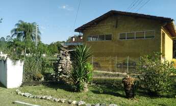 Imagem 3: 48.000 m²) Chácara à venda em Juquitiba/SP. Com piscina, lago e 03 casas