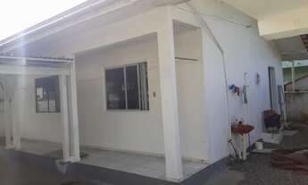 Imagem 4: Casa de 3 Quartos com Ótima Localização em Jarivatuba, Joinville