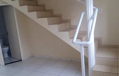 Imagem 5: Sobrado Geminado de 2 Quartos em Paranaguamirim, Joinville