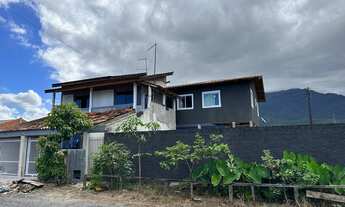 Imagem 5: Sobrado com 2 Residências e 7 Quitinetes para Investimento em Garuva, SC - Meirinho Imóvei