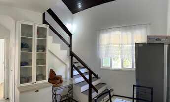 Imagem 2: Sobrado de Alvenaria com 1 Suíte + 2 Dormitórios e Edícula - Nova Brasília, Joinville - SC