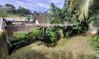 Imagem 2: Casa à Venda em Jarivatuba, Joinville - 2 Dormitórios, 1 Suíte, 390m² de Terreno - R$ 320