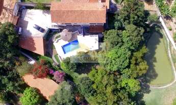 Imagem: Chácara de luxo à venda em Araçariguama-SP