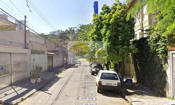 Imagem: Casa 2 dormitórios ao lado do Metrô Vila