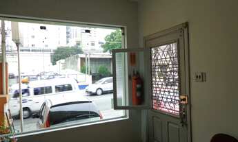 Imagem 4: 3 dormitórios, 2 banheiro, 4 vagas na garagem