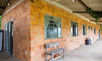 Imagem 6: 3 dormitórios, 1 suítes, 2 banheiro, 2500M² de Área Total