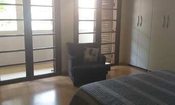 Imagem 4: 3 dormitórios, 1 suítes, 3 banheiro, 4 vagas na garagem, 40M² de Área Construída