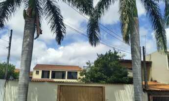 Imagem: 4 dormitórios, 2 suíte, 4 banheiro, 2