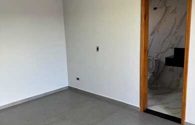 Imagem 6: 3 dormitórios, 1 suítes, 2 banheiro, 4 vagas na garagem, 1000M² de Área Total