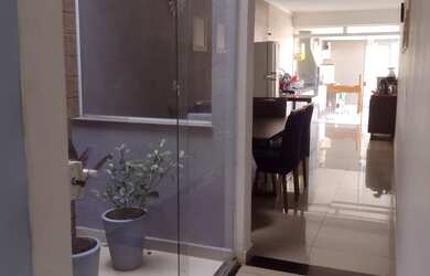 Imagem 6: BELÍSSIMA CASA TÉRREA NO CONDOMÍNIO RESIDENCIAL RESERVA IPANEMA-ANALISA PERMUTA POR APARTA