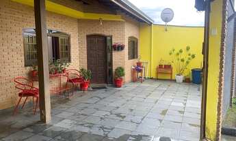 Imagem: CASA TÉRREA COM 3 DORMITÓRIOS E EDÍCULA