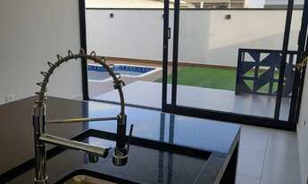 Imagem 5: CASA TÉRREA À VENDA COM PISCINA E ARMÁRIOS PLANEJADOS NO CONDOMÍNIO CYRELA ESPLANADA LANDS