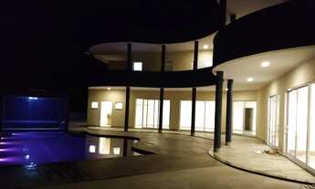 Imagem: 9 dormitórios, 9 suíte, 1 banheiros, 450M²