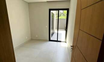 Imagem 5: Casa de Luxo em Condomínio Portal da Serra - 3 quartos, 1 suíte, 2 salas, 2 vagas - Bragan