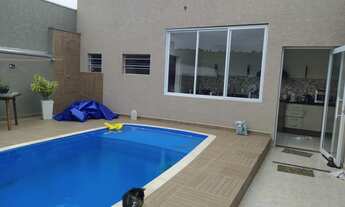 Imagem 4: Casa em Condomínio de Luxo no Portal da Serra: 3 Quartos, 1 Suíte, 2 Salas, 2 Vagas, 180m²