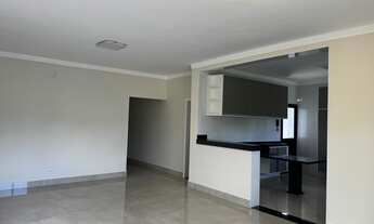 Imagem 6: 4 dormitórios, 4 suíte, 4 vagas na garagem, 256M² de Área Construída, 256M² de Área Total