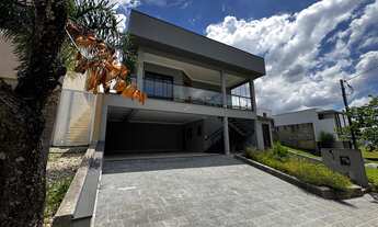 Imagem: 4 dormitórios, 4 suíte, 4 vagas na garagem