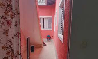 Imagem 2: 3 dormitórios, 2 vagas na garagem