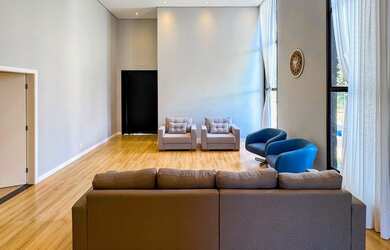 Imagem 6: 4 dormitórios, 4 suíte, 4 vagas na garagem, 251M² de Área Construída