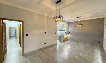 Imagem 2: 3 dormitórios, 1 suítes, 2 vagas na garagem, 118M² de Área Construída