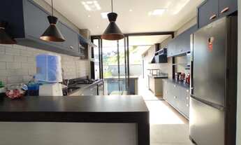 Imagem 2: Residência de Luxo para Locação em São Paulo, Jardins: 3 quartos, 3 suítes, 2 vagas de gar