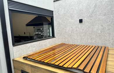 Imagem 9: 3 dormitórios, 1 suítes, 2 banheiro, 2 vagas na garagem