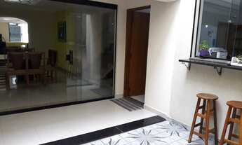 Imagem 2: 4 dormitórios, 4 suíte, 4 banheiro, 5 vagas na garagem, 300M² de Área Construída