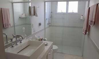 Imagem 4: 3 dormitórios, 3 suíte, 4 banheiro, 4 vagas na garagem, 230M² de Área Construída