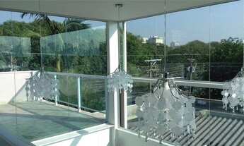 Imagem: 12 vagas na garagem, 1200M² de Área Construída