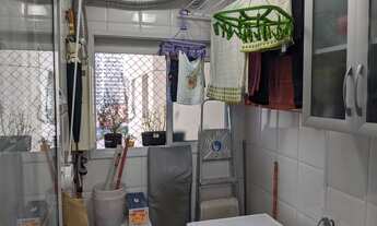 Imagem 3: 3 dormitórios, 1 suítes, 2 banheiro, 2 vagas na garagem, 74M² de Área Construída