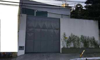 Imagem: 12 vagas na garagem, 200M² de Área Construída