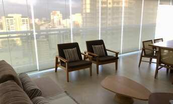 Imagem: 3 dormitórios, 3 suíte, 4 vagas na garagem