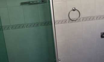 Imagem 6: 3 dormitórios, 1 suítes, 3 banheiro, 2 vagas na garagem, 230M² de Área Construída