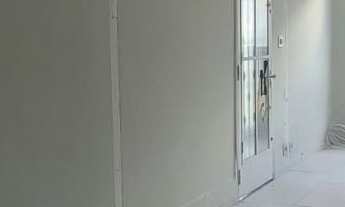 Imagem 3: 3 dormitórios, 2 banheiro, 5 vagas na garagem, 160M² de Área Construída