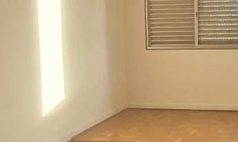 Imagem 2: 3 dormitórios, 2 banheiro, 5 vagas na garagem, 160M² de Área Construída