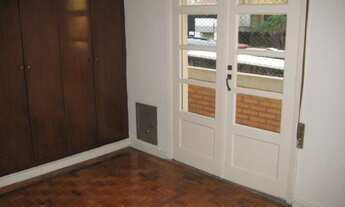 Imagem 7: 3 dormitórios, 1 suítes, 3 banheiro, 1 vaga na garagem, 160M² de Área Construída