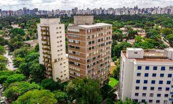 Imagem 2: 4 dormitórios, 1 suítes, 3 banheiro, 1 vaga na garagem, 162M² de Área Construída