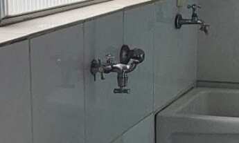 Imagem 2: 3 dormitórios, 1 suítes, 2 banheiro, 2 vagas na garagem, 80M² de Área Construída