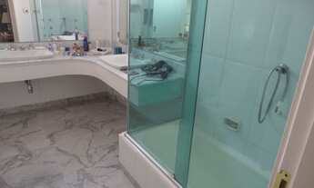 Imagem 3: 3 dormitórios, 3 suíte, 5 banheiro, 3 vagas na garagem, 273M² de Área Construída